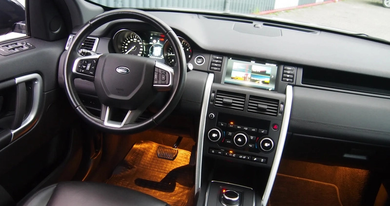 Land Rover Discovery Sport cena 127700 przebieg: 87000, rok produkcji 2019 z Ślesin małe 781